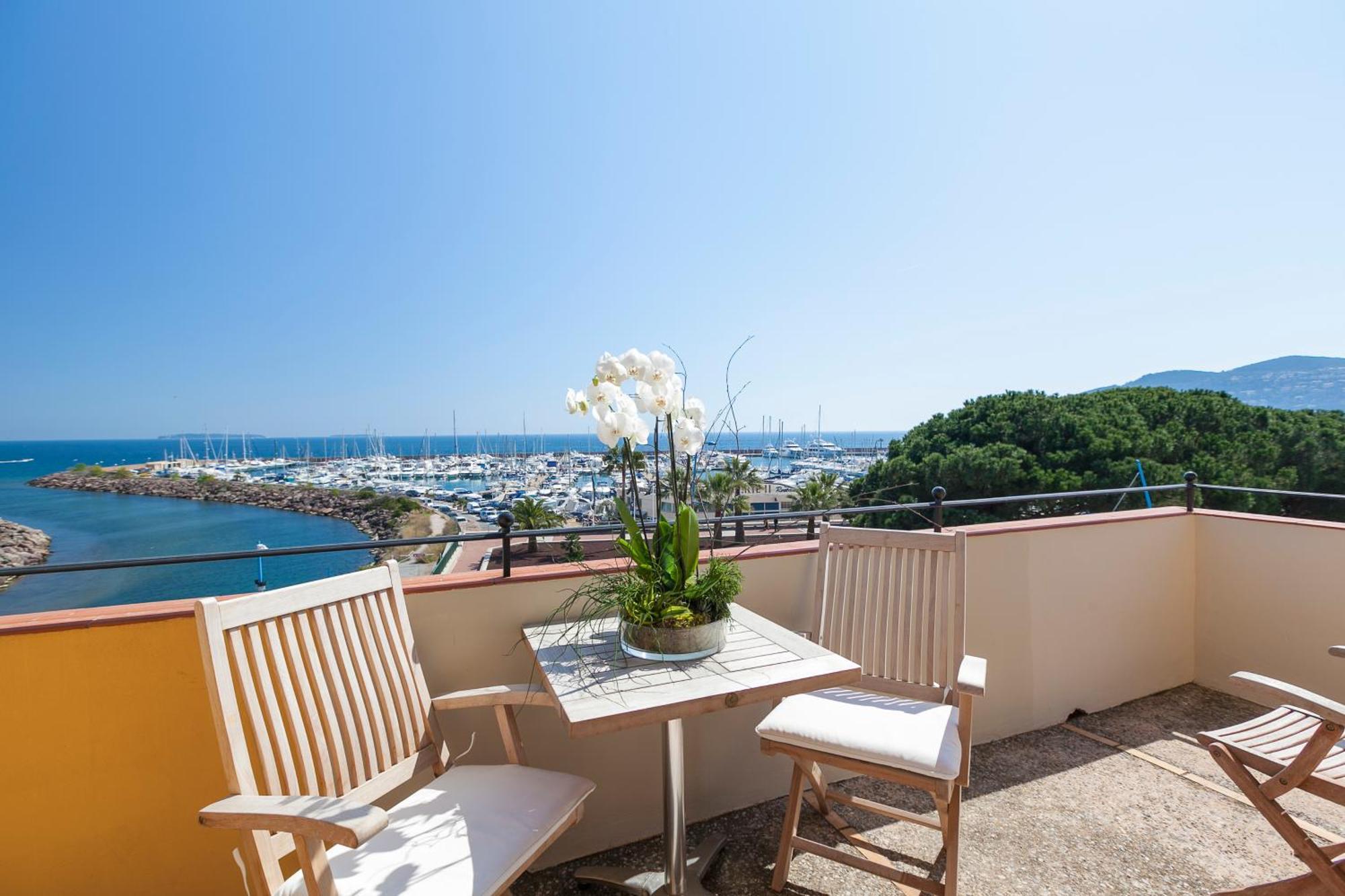 Ermitage De L'Oasis & Spa - Cannes Mandelieu Hotel Restaurant photo